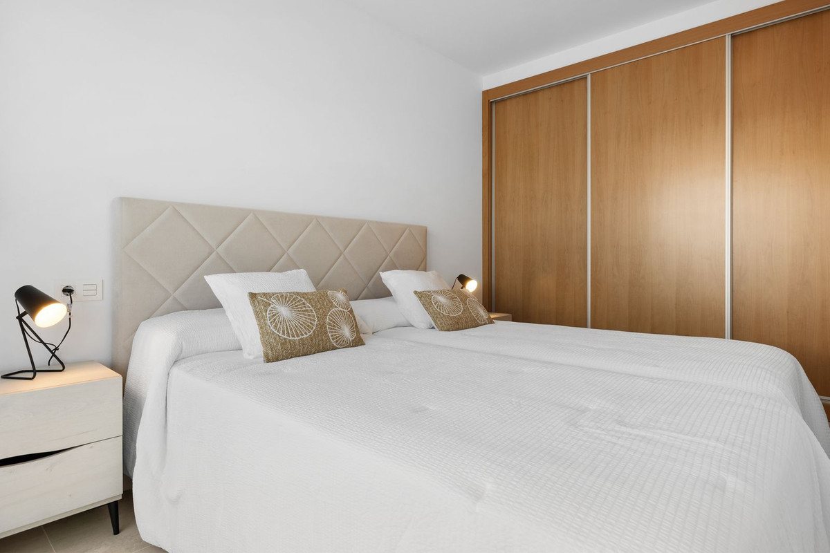 6 Bed Townhouse for sale in La Cala De Mijas Costa Del Sol, Málaga, Spain
