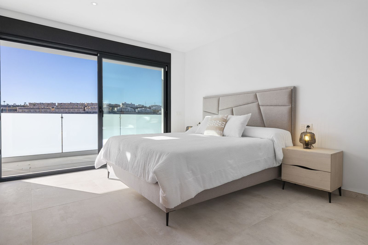 6 Bed Townhouse for sale in La Cala De Mijas Costa Del Sol, Málaga, Spain