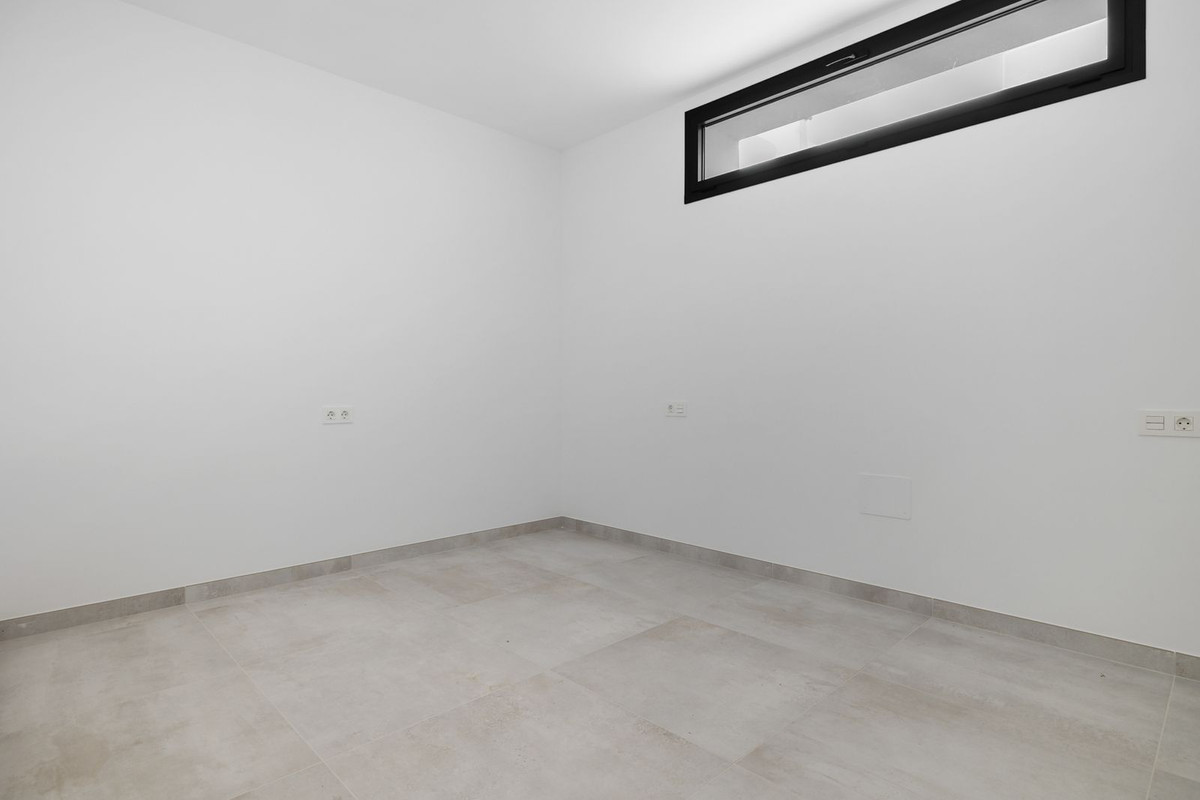 6 Bed Townhouse for sale in La Cala De Mijas Costa Del Sol, Málaga, Spain