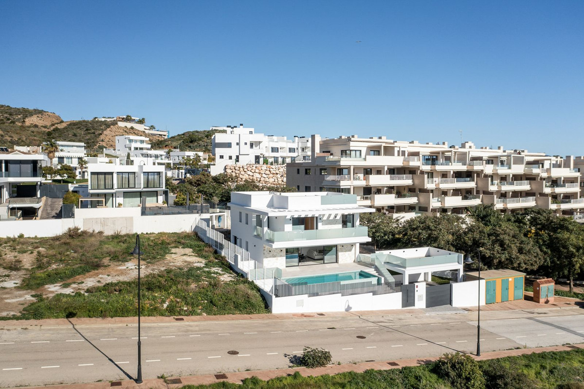 6 Bed Townhouse for sale in La Cala De Mijas Costa Del Sol, Málaga, Spain