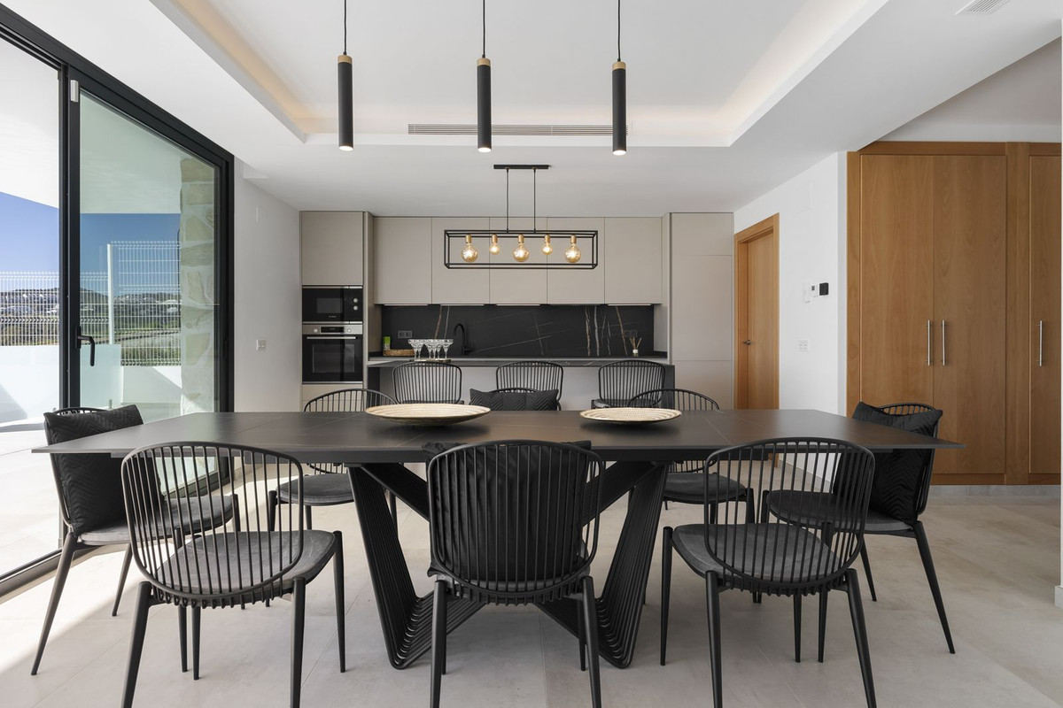 6 Bed Townhouse for sale in La Cala De Mijas Costa Del Sol, Málaga, Spain