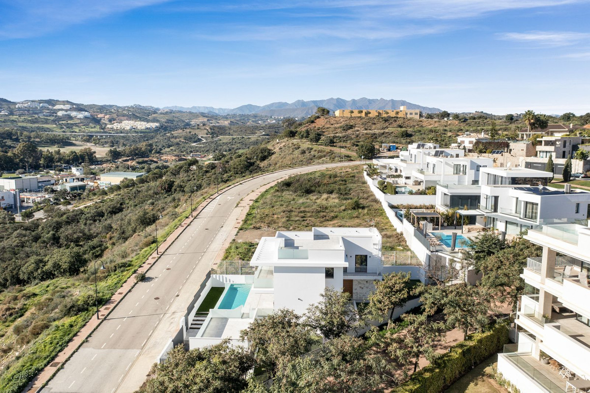 6 Bed Townhouse for sale in La Cala De Mijas Costa Del Sol, Málaga, Spain