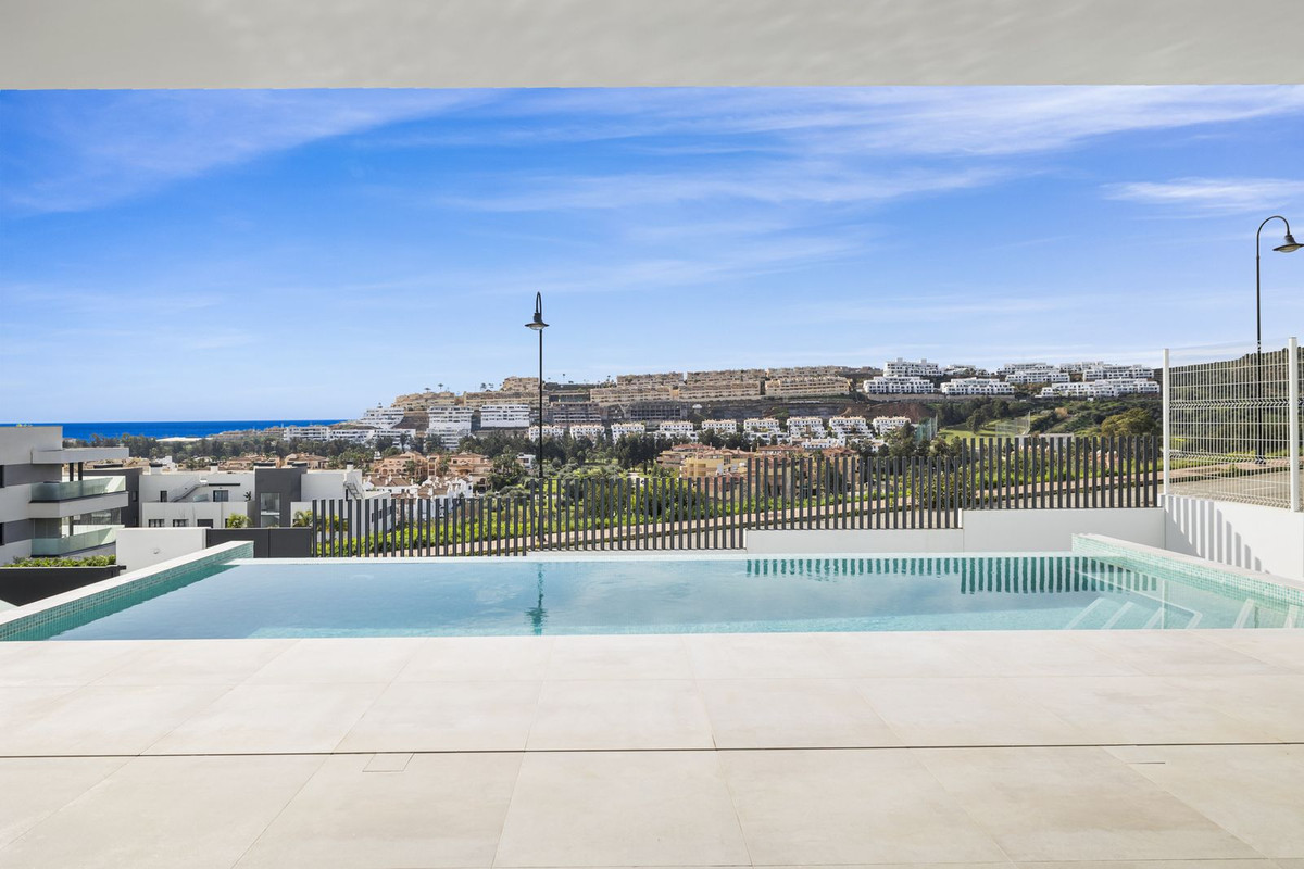 6 Bed Townhouse for sale in La Cala De Mijas Costa Del Sol, Málaga, Spain