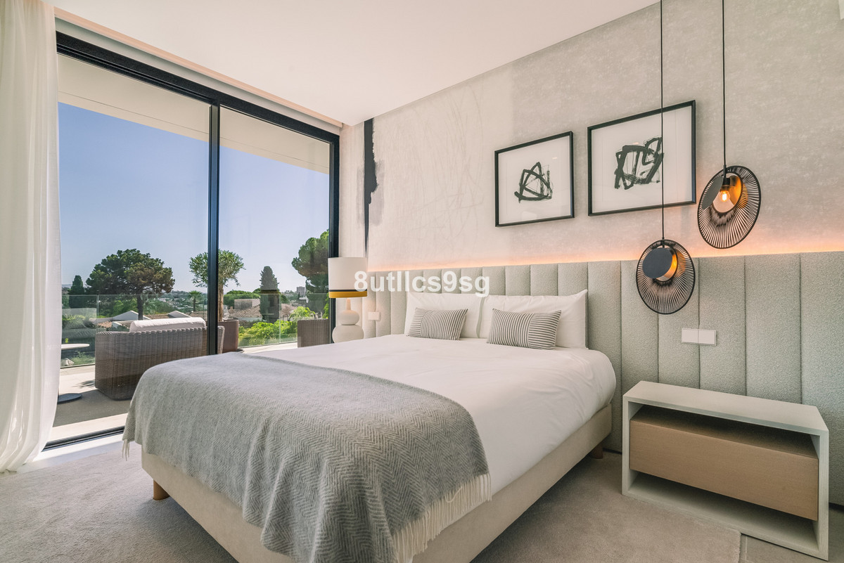 Se vende Villa - Chalet de 5 dormitorios en Costa Del Sol, Málaga, España