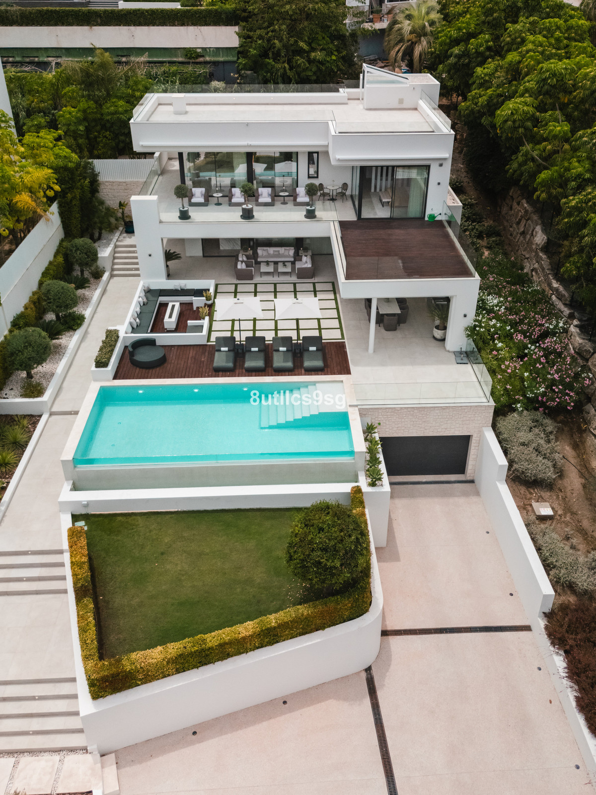 Se vende Villa - Chalet de 5 dormitorios en Costa Del Sol, Málaga, España