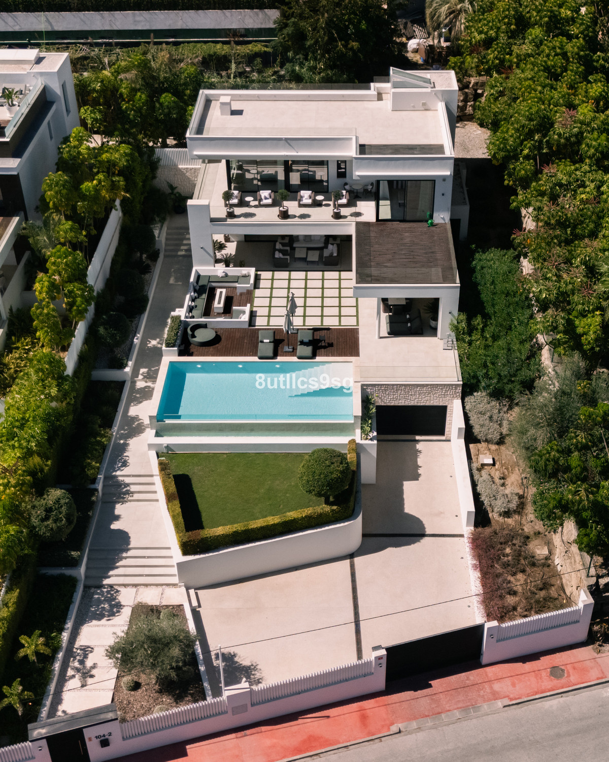 Se vende Villa - Chalet de 5 dormitorios en Costa Del Sol, Málaga, España