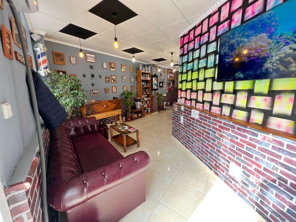 1 Bed Commercial unit for sale in Guardamar Del Segura Costa Blanca, Alicante, Spain