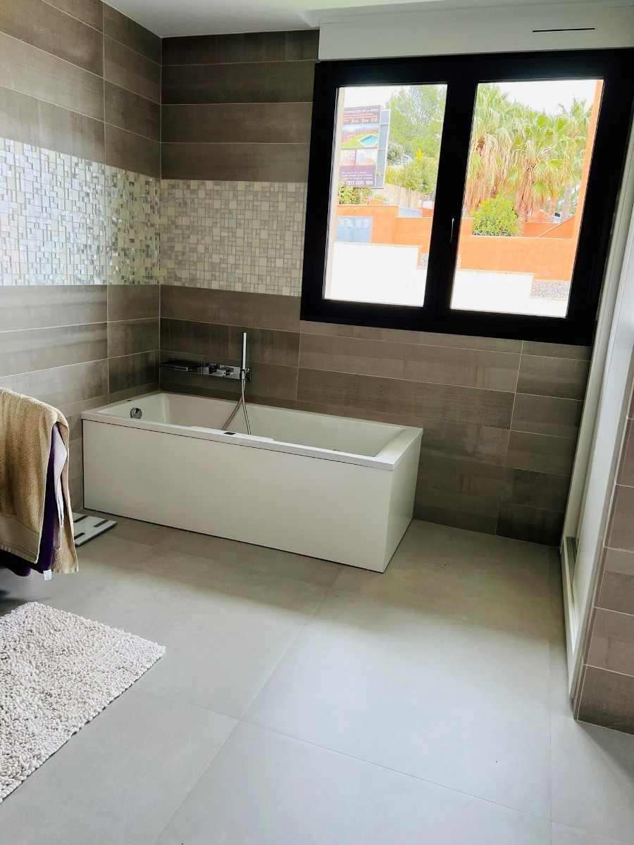 5 Bed Townhouse for sale in Altea Costa Blanca, Alicante, Spain