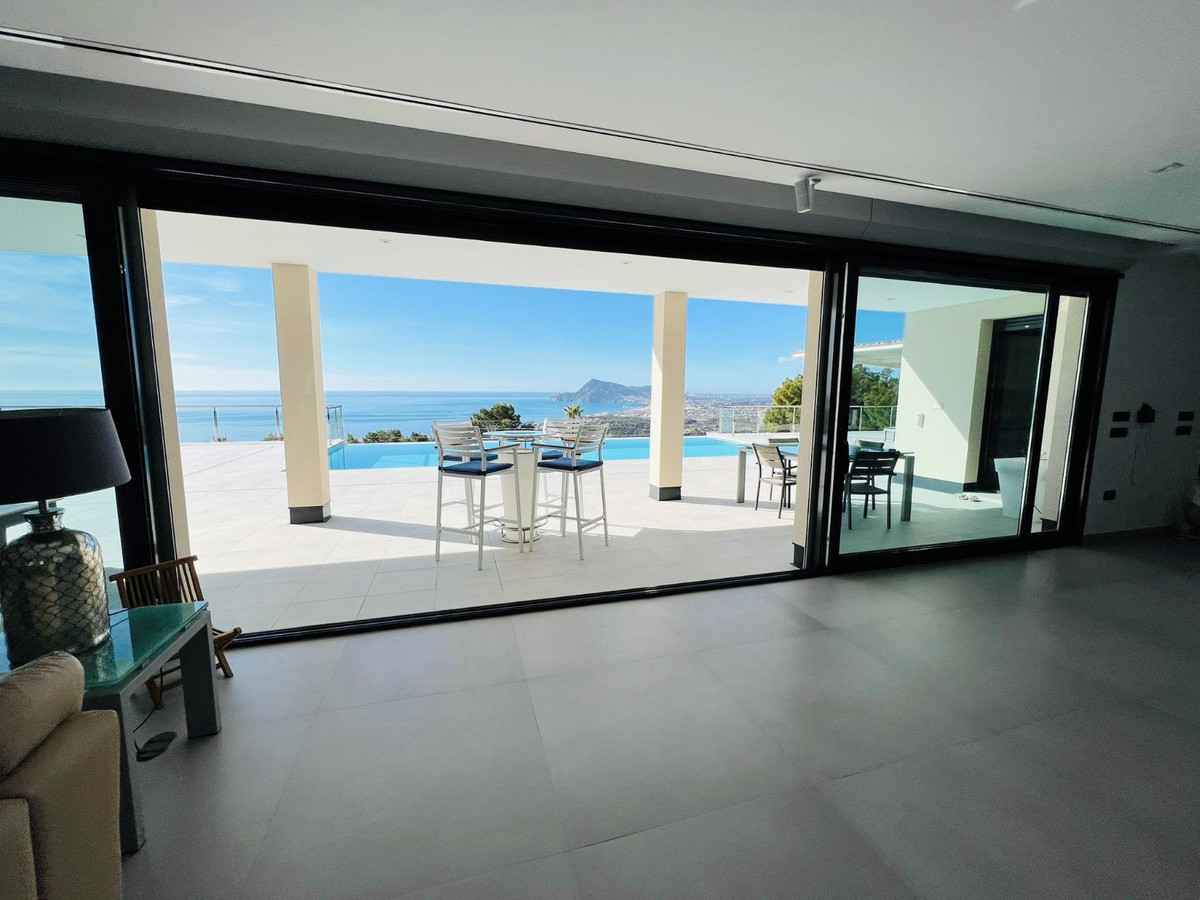 5 Bed Townhouse for sale in Altea Costa Blanca, Alicante, Spain