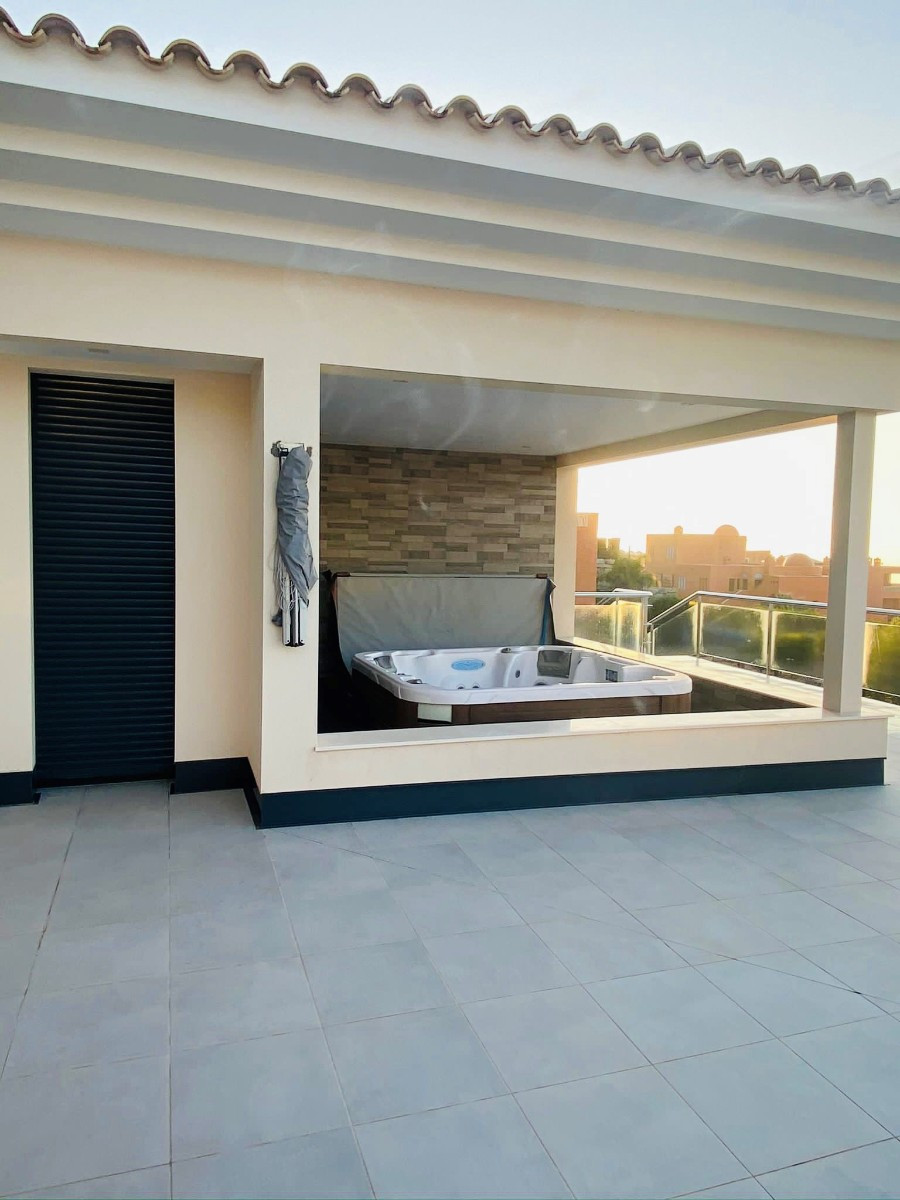 5 Bed Townhouse for sale in Altea Costa Blanca, Alicante, Spain