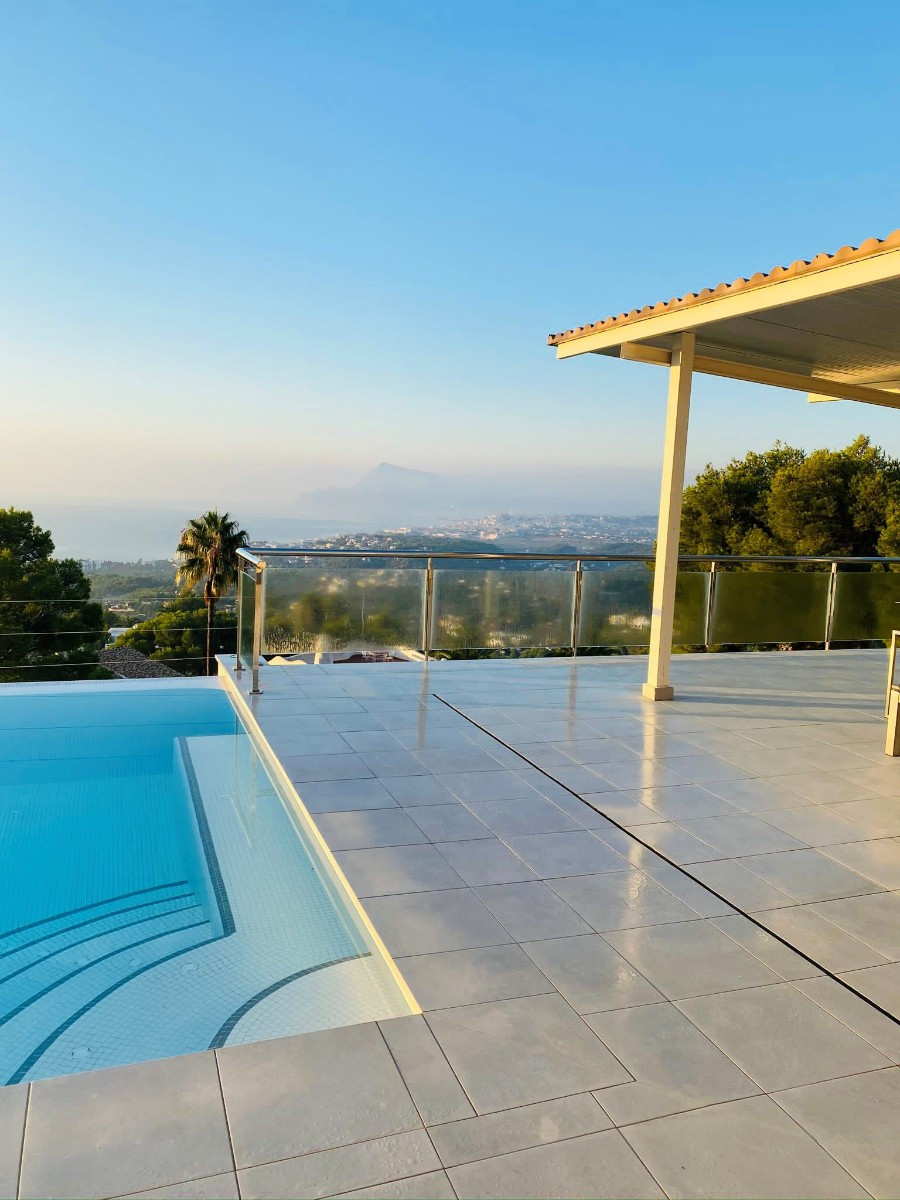 5 Bed Townhouse for sale in Altea Costa Blanca, Alicante, Spain