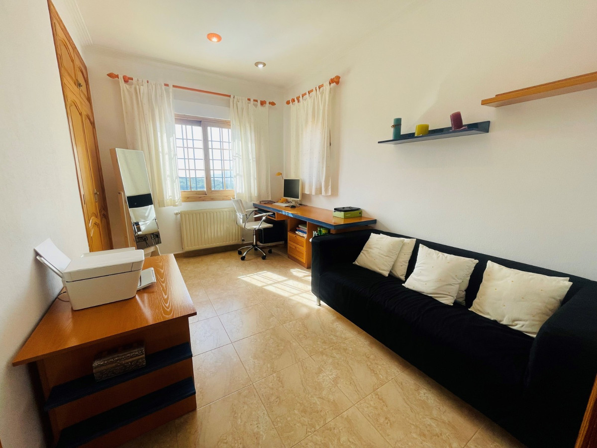 6 Bed Townhouse for sale in Altea Costa Blanca, Alicante, Spain