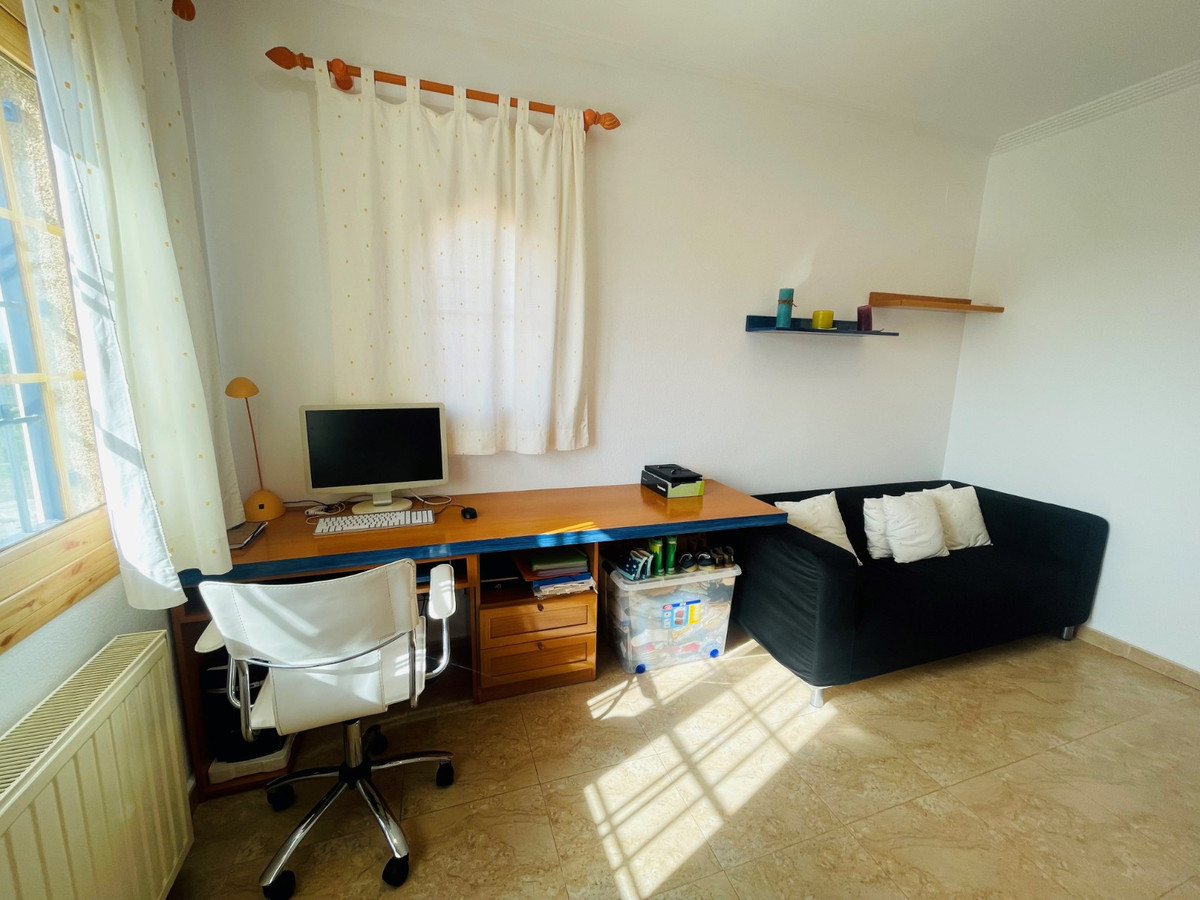 6 Bed Townhouse for sale in Altea Costa Blanca, Alicante, Spain