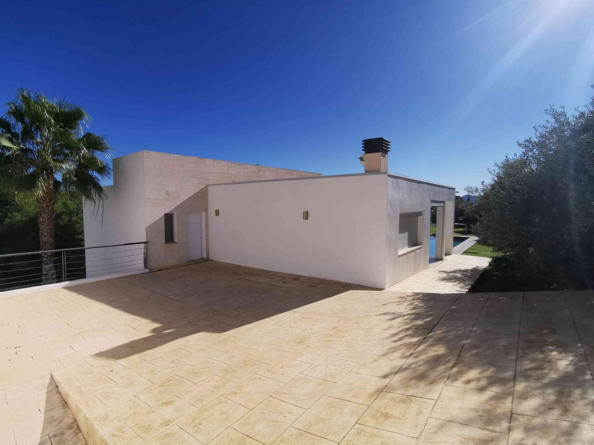 5 Bed Townhouse for sale in Altea Costa Blanca, Alicante, Spain