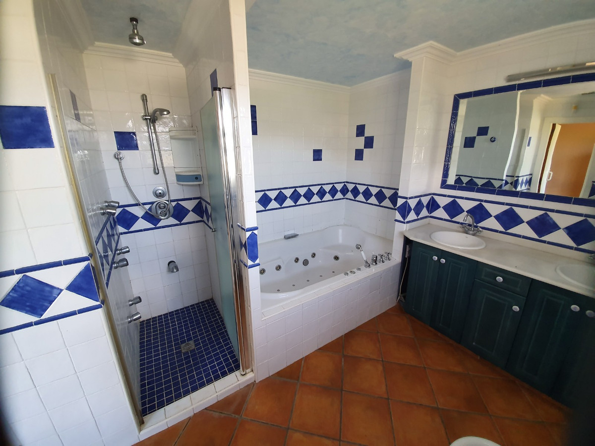 6 Bed Townhouse for sale in Callosa Den Sarria Costa Blanca, Alicante, Spain