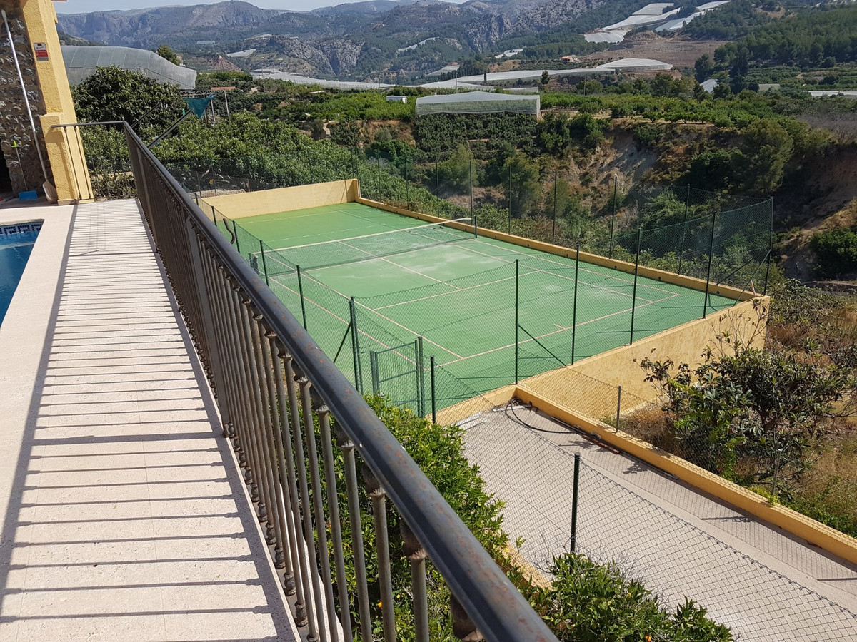 6 Bed Townhouse for sale in Callosa Den Sarria Costa Blanca, Alicante, Spain