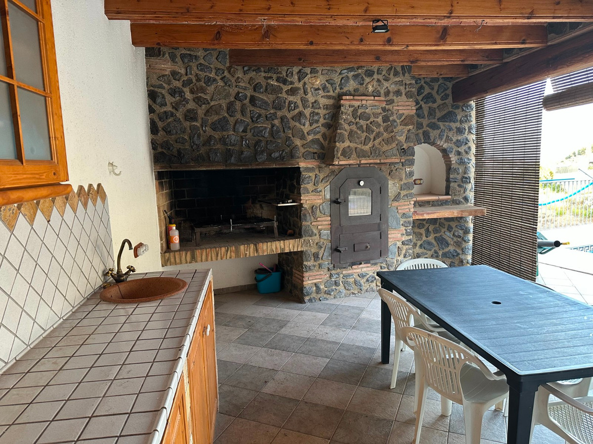 6 Bed Townhouse for sale in Callosa Den Sarria Costa Blanca, Alicante, Spain