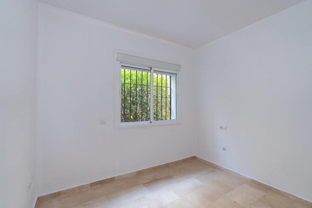 2 Bed Apartment for sale in Elviria Costa Del Sol, Málaga, Spain