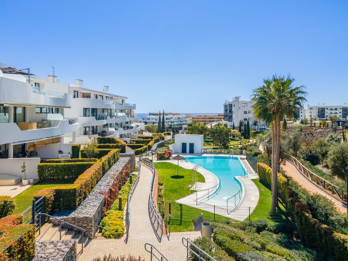 3 Bed Apartment for sale in Fuengirola Costa Del Sol, Málaga, Spain