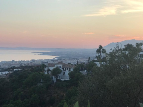 Se vende Apartamento Planta Media de 3 dormitorios en Costa Del Sol, Málaga, España
