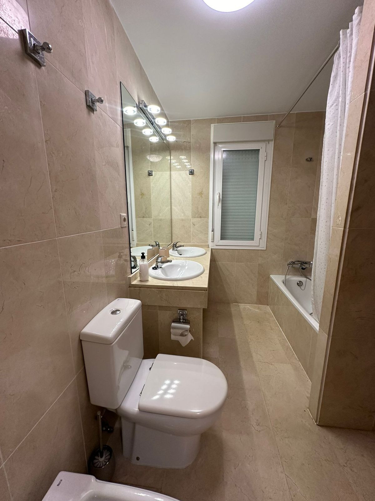 Se vende Pareada de 3 dormitorios en Costa Del Sol, Málaga, España