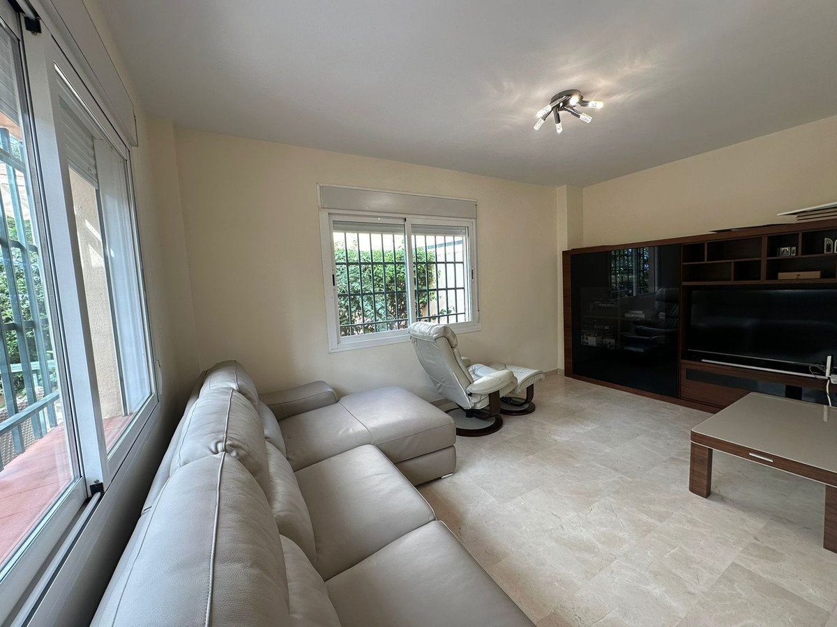 Se vende Pareada de 3 dormitorios en Costa Del Sol, Málaga, España