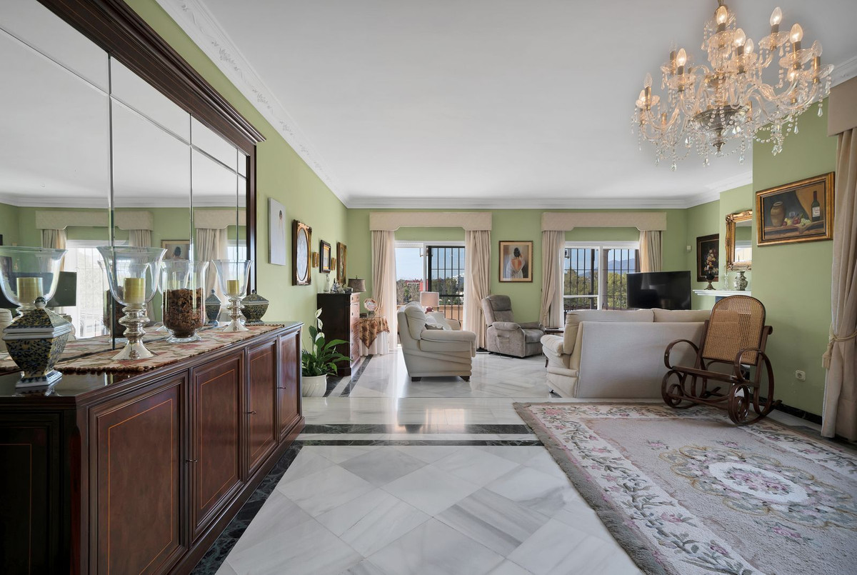 6 Bed Townhouse for sale in San Pedro De Alcántara Costa Del Sol, Málaga, Spain