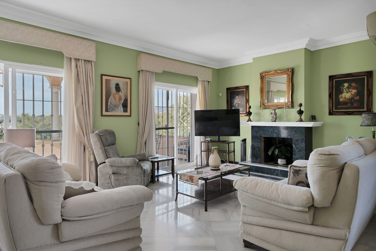 6 Bed Townhouse for sale in San Pedro De Alcántara Costa Del Sol, Málaga, Spain