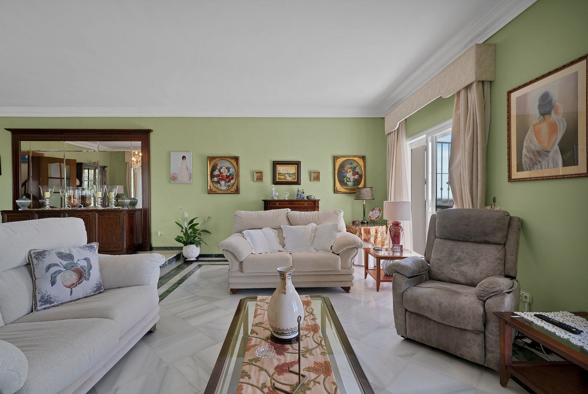 6 Bed Townhouse for sale in San Pedro De Alcántara Costa Del Sol, Málaga, Spain