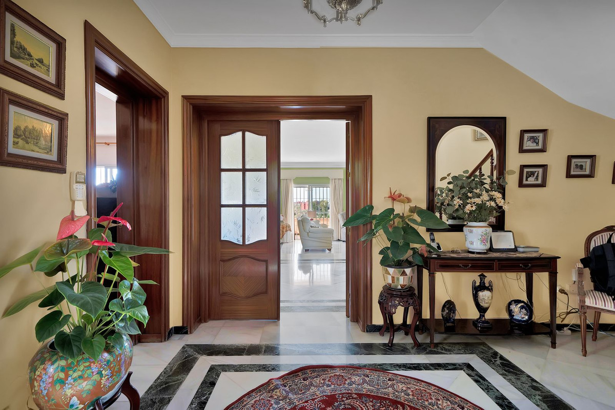 6 Bed Townhouse for sale in San Pedro De Alcántara Costa Del Sol, Málaga, Spain