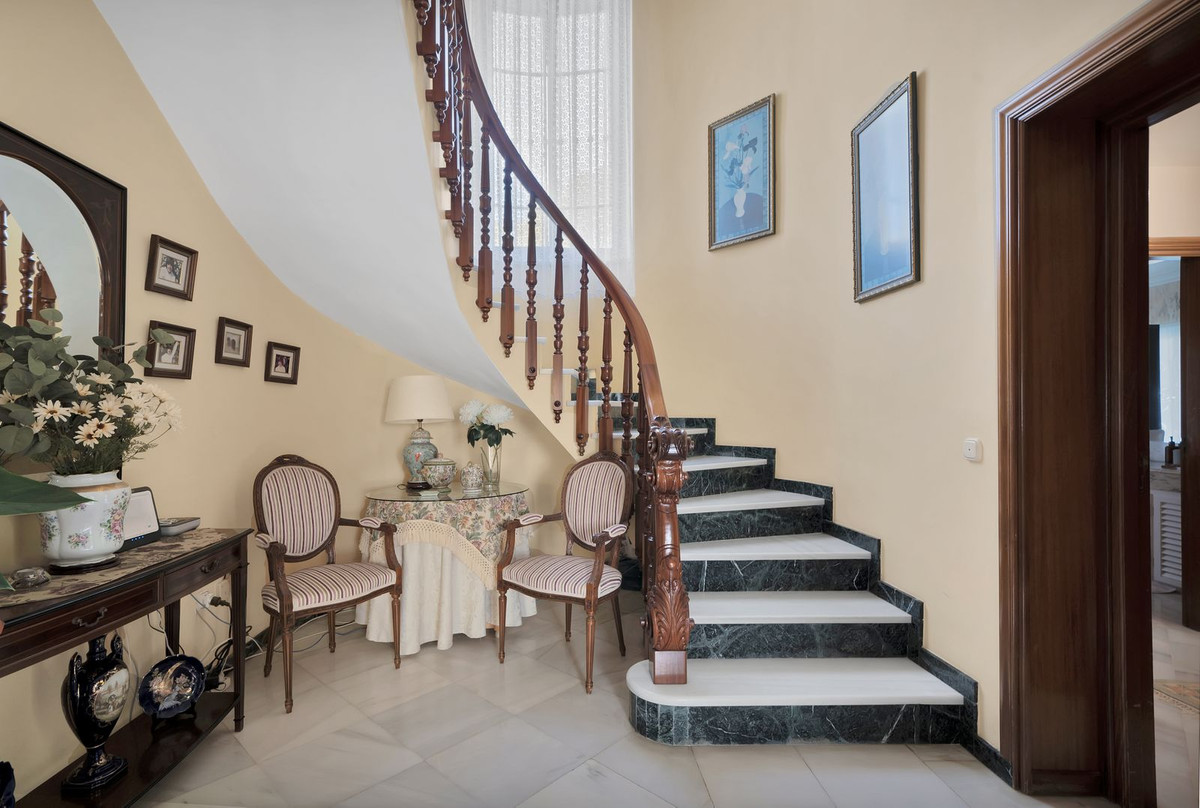 6 Bed Townhouse for sale in San Pedro De Alcántara Costa Del Sol, Málaga, Spain
