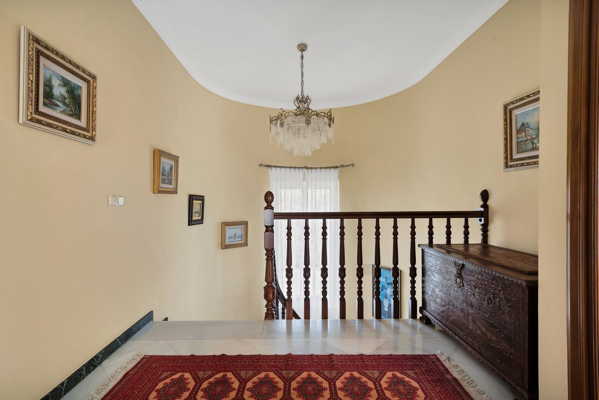 6 Bed Townhouse for sale in San Pedro De Alcántara Costa Del Sol, Málaga, Spain