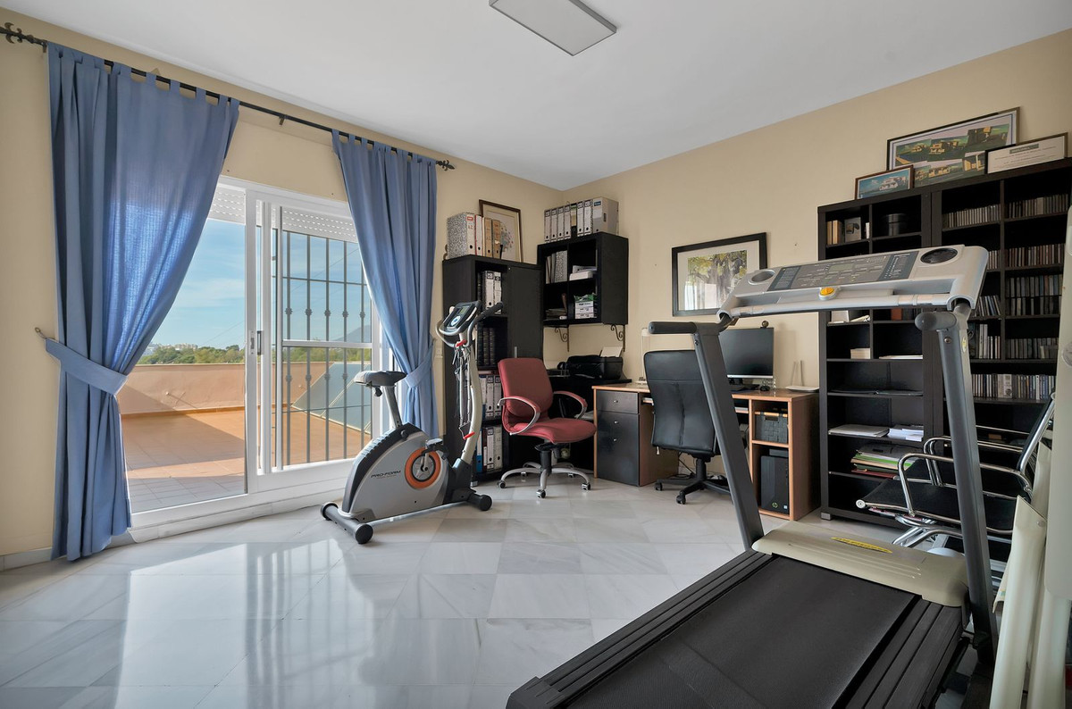 6 Bed Townhouse for sale in San Pedro De Alcántara Costa Del Sol, Málaga, Spain