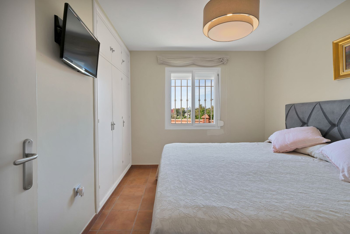 6 Bed Townhouse for sale in San Pedro De Alcántara Costa Del Sol, Málaga, Spain