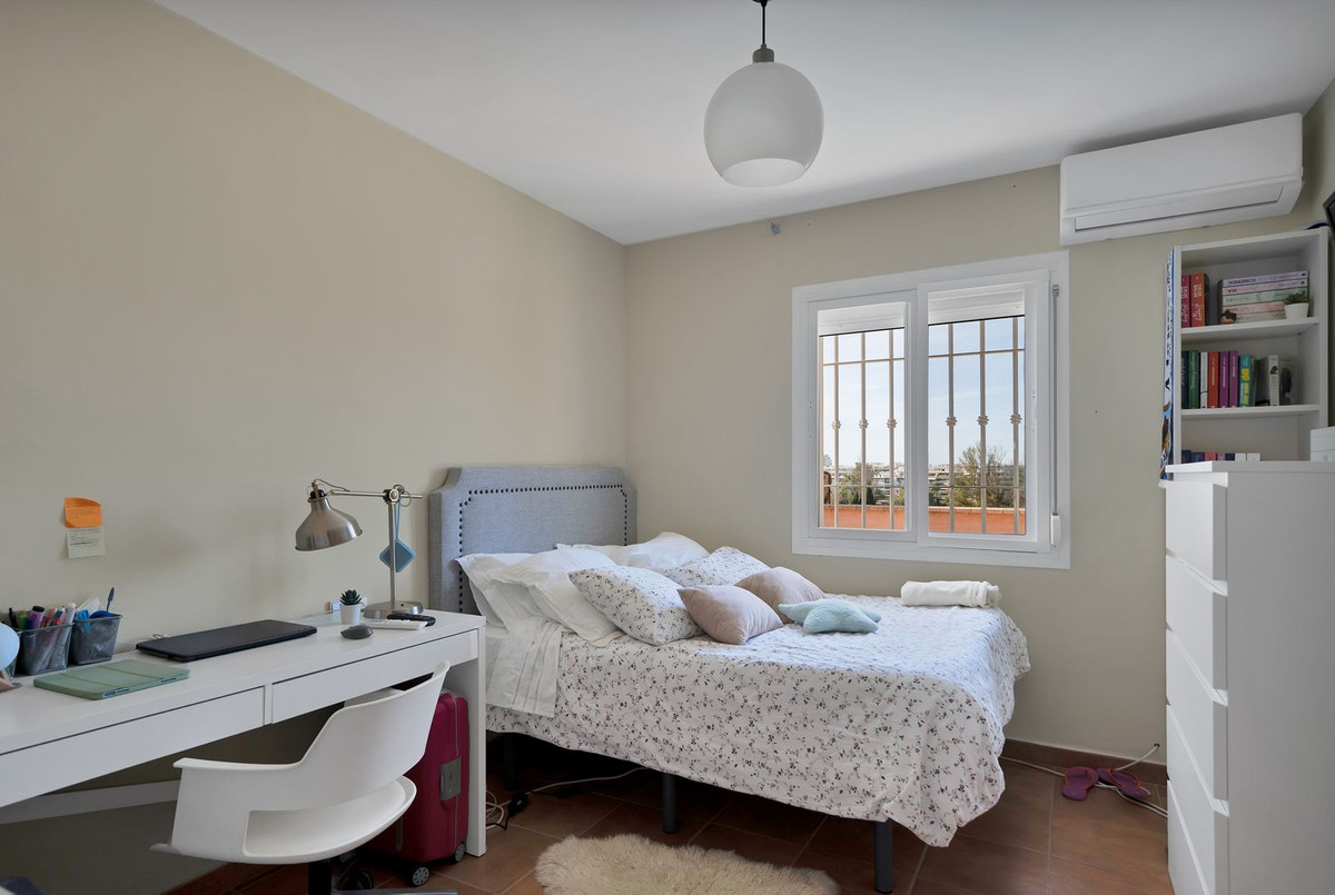 6 Bed Townhouse for sale in San Pedro De Alcántara Costa Del Sol, Málaga, Spain