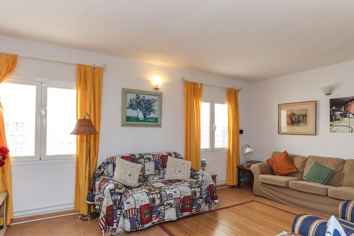 Se vende Cama y Desayuno de 6 dormitorios en Costa Del Sol, Málaga, España