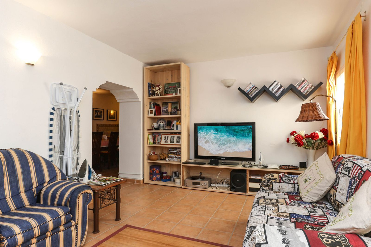 Se vende Cama y Desayuno de 6 dormitorios en Costa Del Sol, Málaga, España