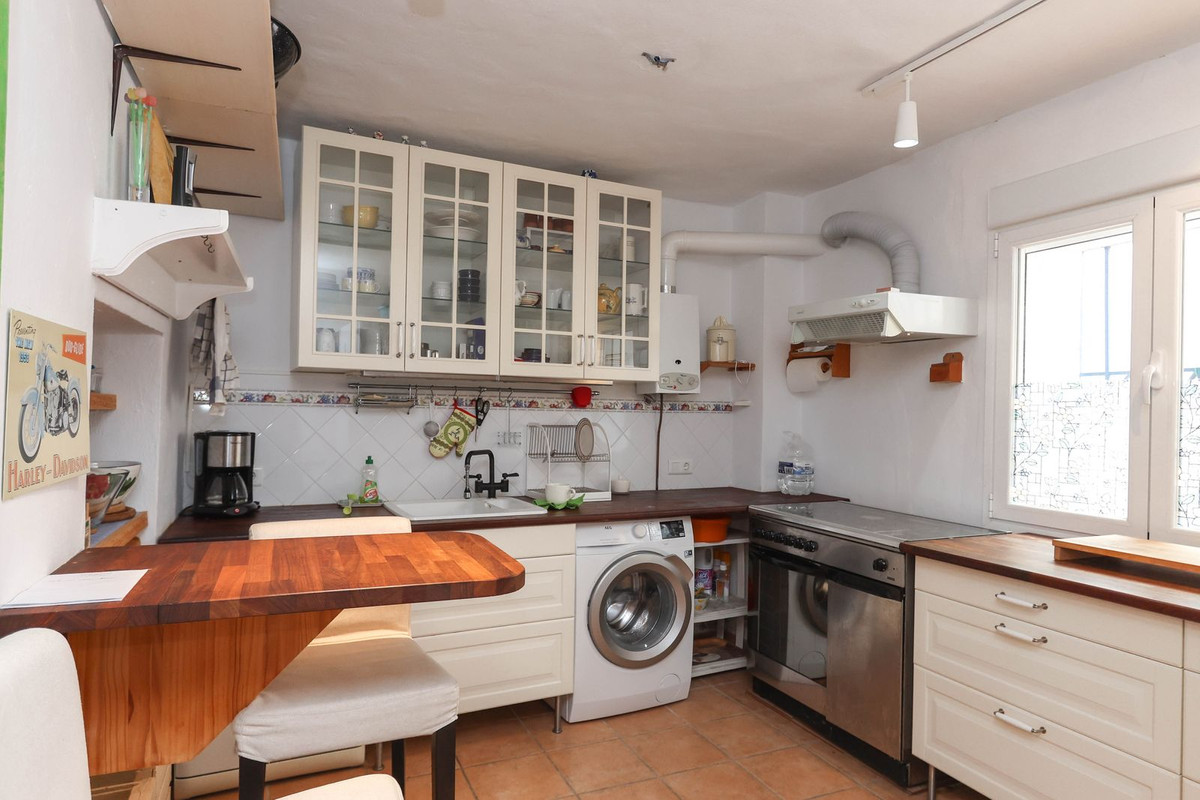 Se vende Cama y Desayuno de 6 dormitorios en Costa Del Sol, Málaga, España