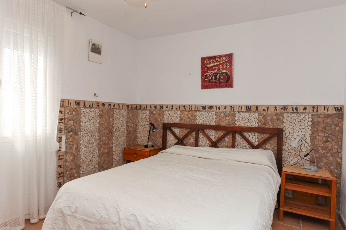 Se vende Cama y Desayuno de 6 dormitorios en Costa Del Sol, Málaga, España