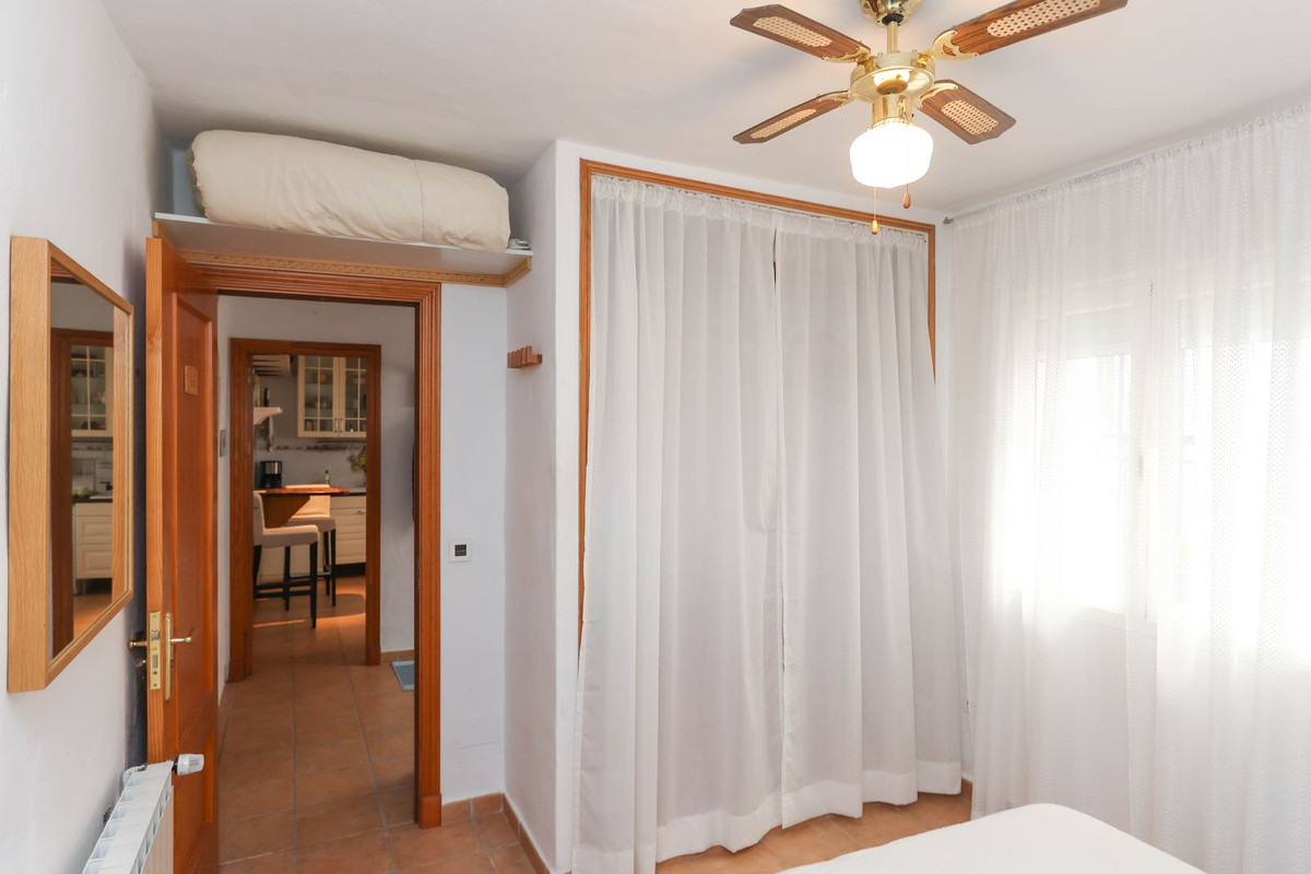 Se vende Cama y Desayuno de 6 dormitorios en Costa Del Sol, Málaga, España