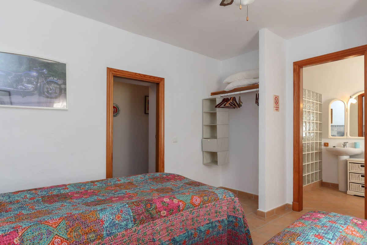 Se vende Cama y Desayuno de 6 dormitorios en Costa Del Sol, Málaga, España
