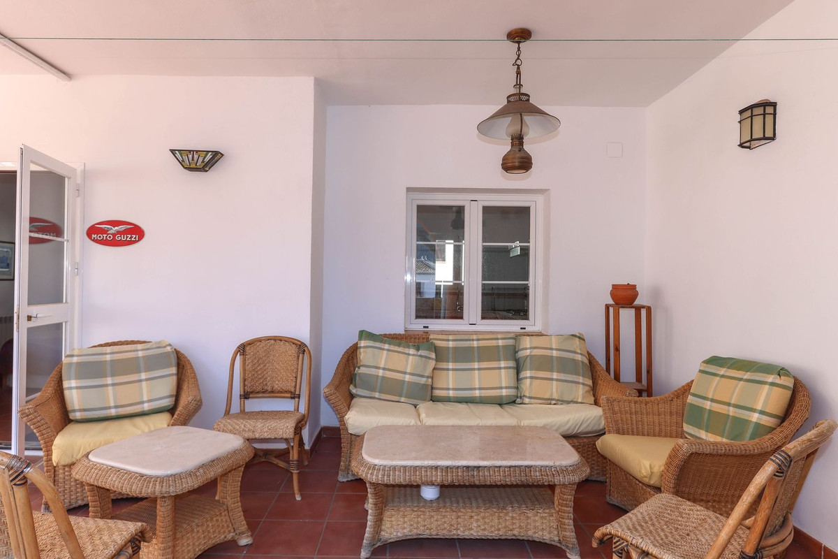Se vende Cama y Desayuno de 6 dormitorios en Costa Del Sol, Málaga, España