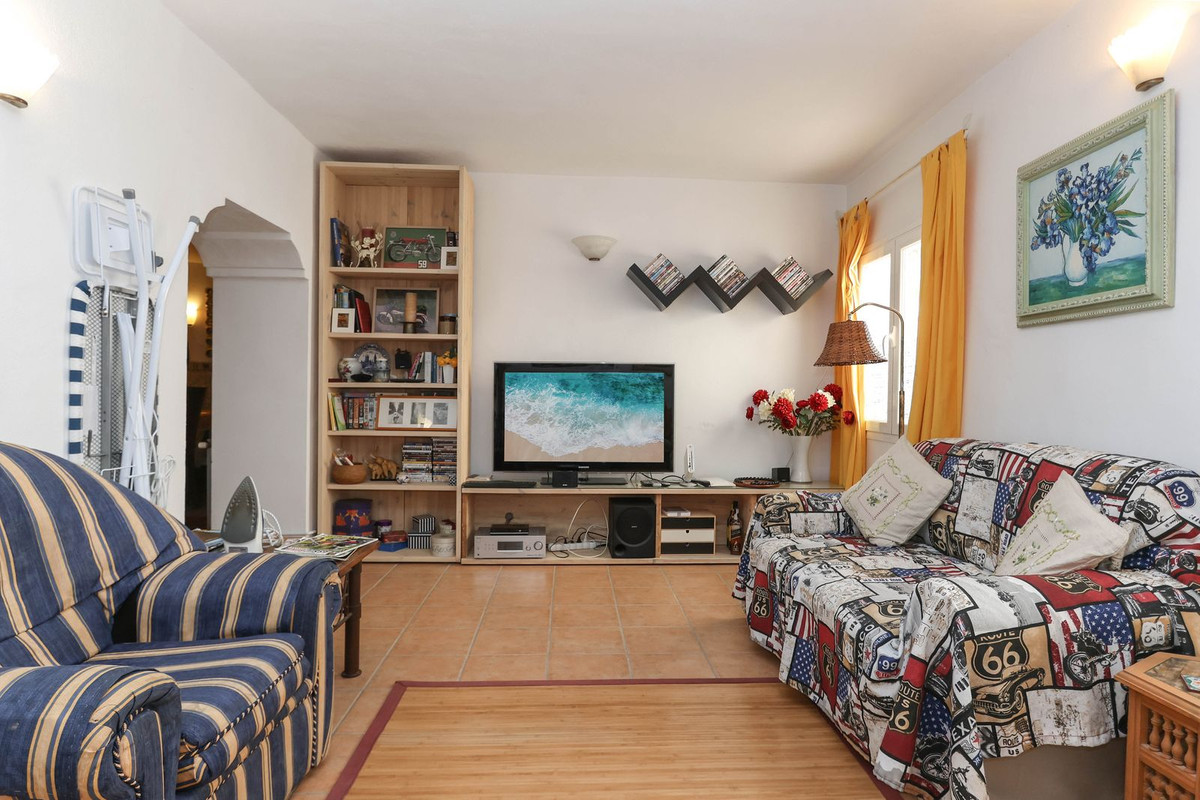 Se vende Cama y Desayuno de 6 dormitorios en Costa Del Sol, Málaga, España