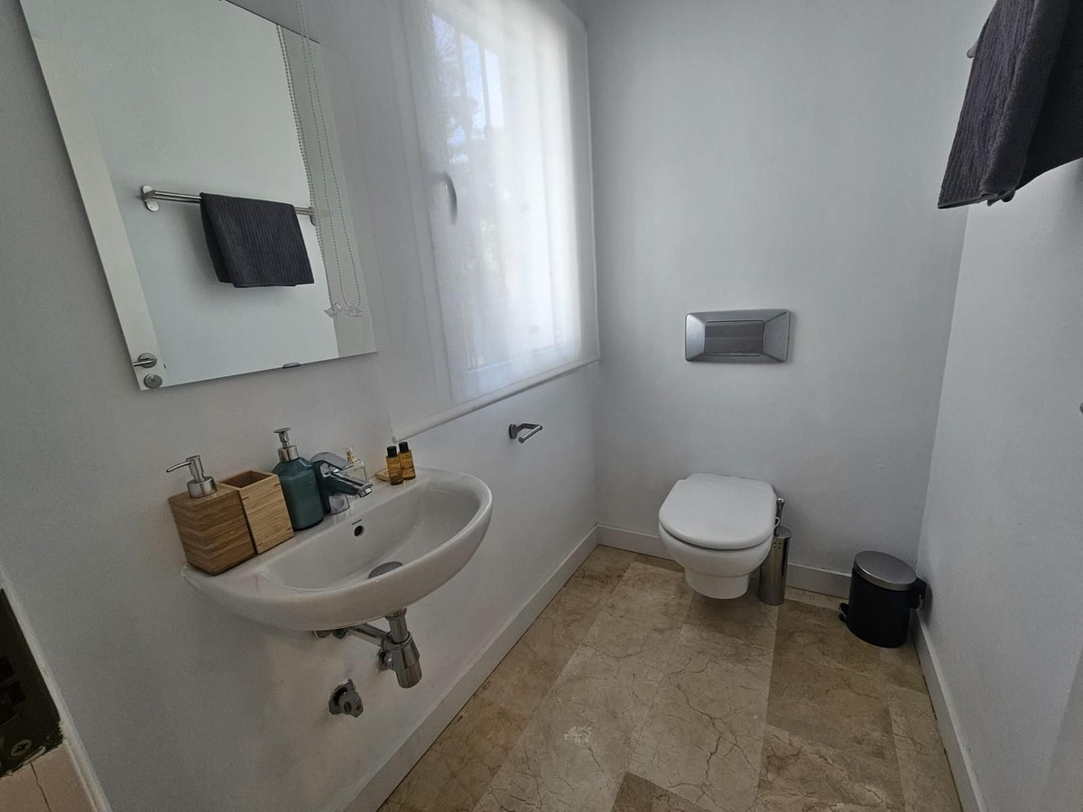 5 Bed Townhouse for sale in Benalmadena Costa Del Sol, Málaga, Spain