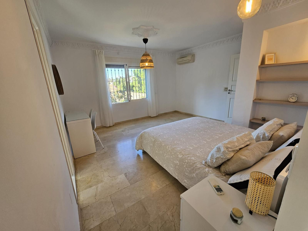 5 Bed Townhouse for sale in Benalmadena Costa Del Sol, Málaga, Spain