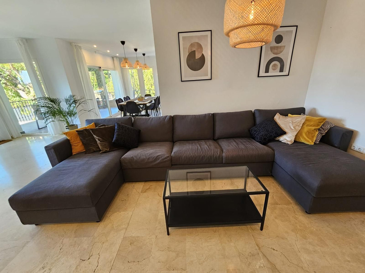 5 Bed Townhouse for sale in Benalmadena Costa Del Sol, Málaga, Spain