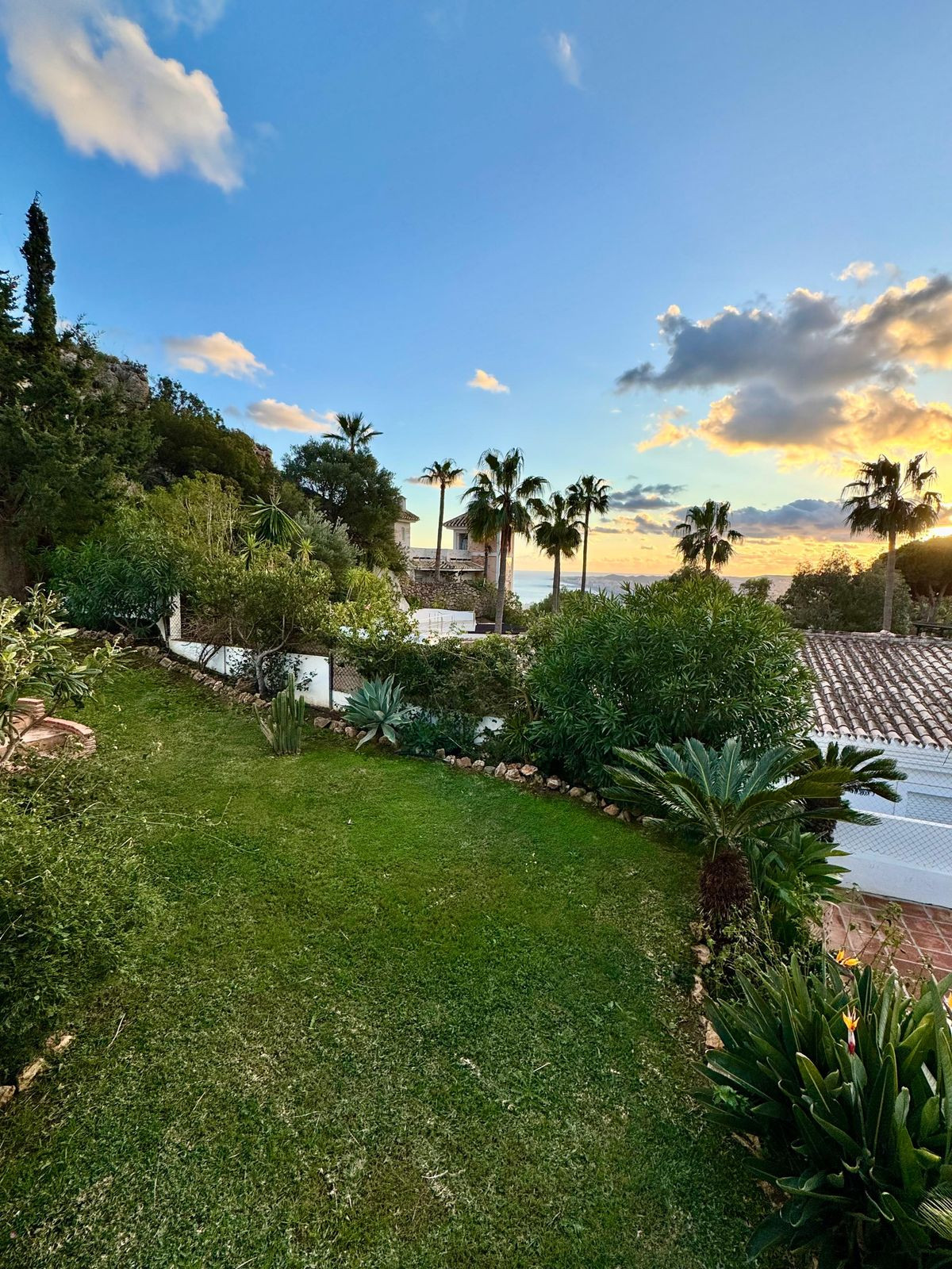 5 Bed Townhouse for sale in Benalmadena Costa Del Sol, Málaga, Spain