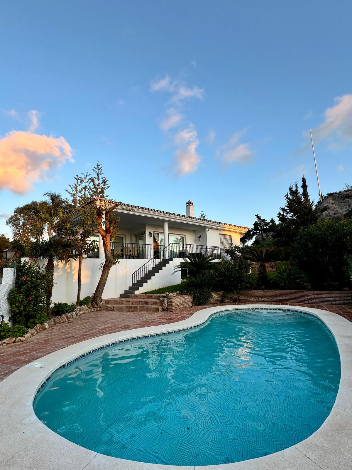 5 Bed Townhouse for sale in Benalmadena Costa Del Sol, Málaga, Spain