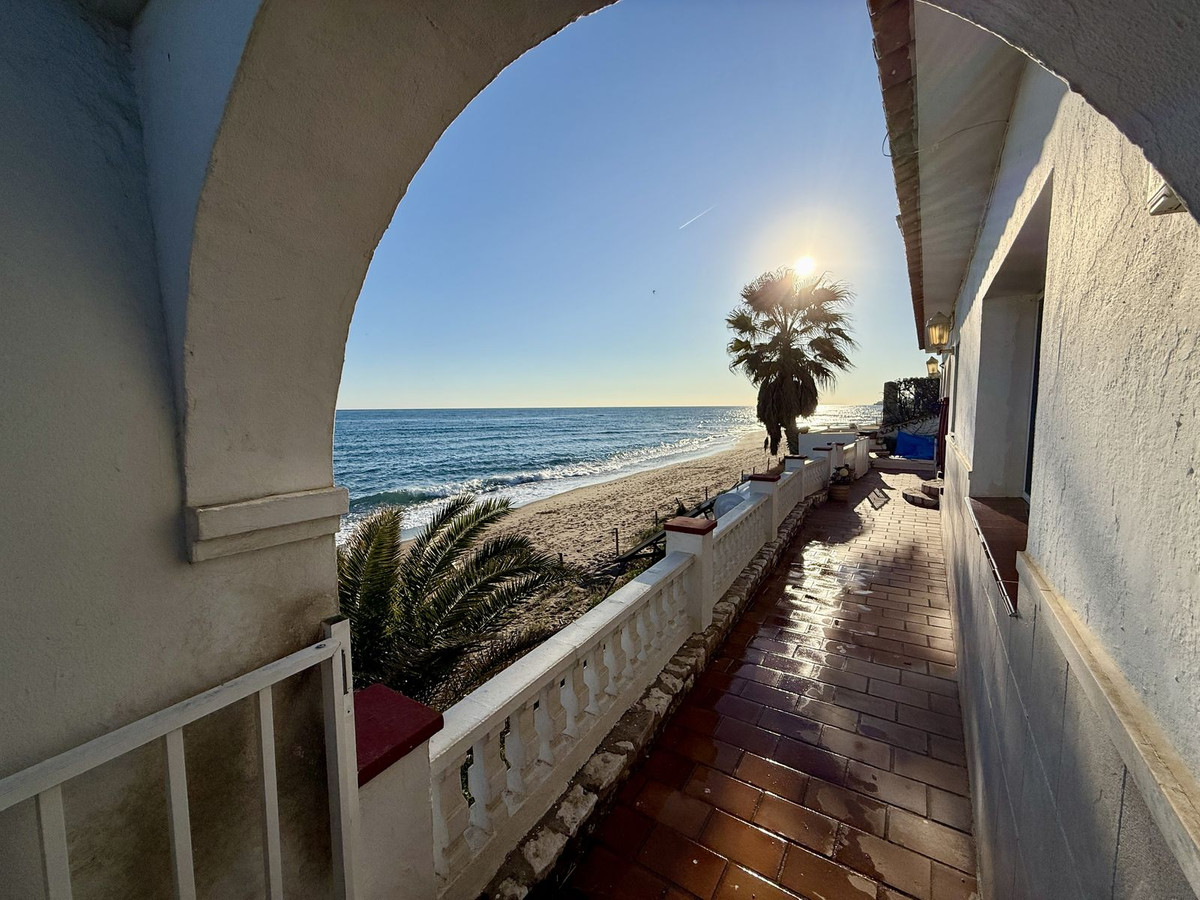 4 Bed Townhouse for sale in Mijas Costa Costa Del Sol, Málaga, Spain
