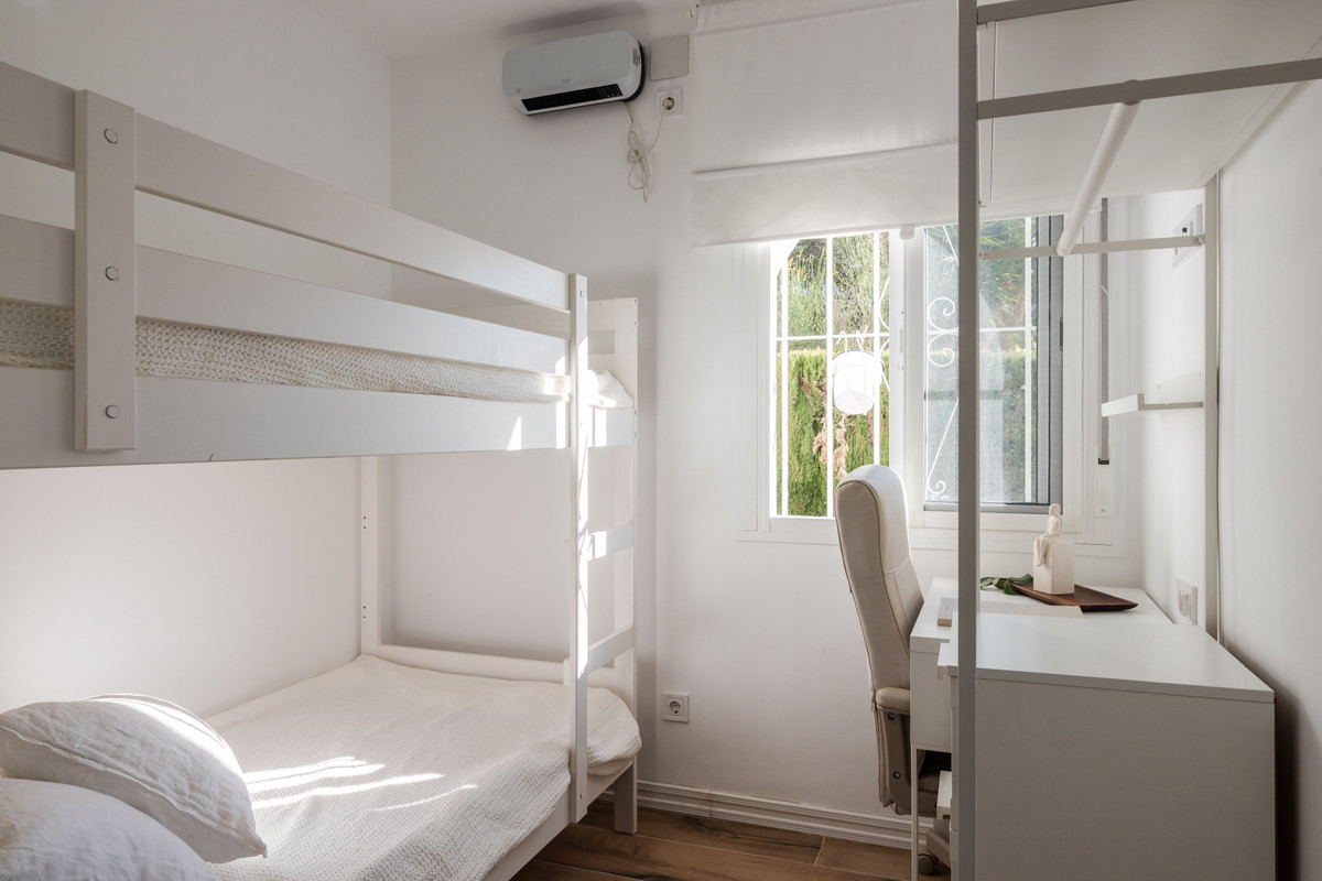 Se vende Apartamento Planta Baja de 2 dormitorios en Costa Del Sol, Málaga, España